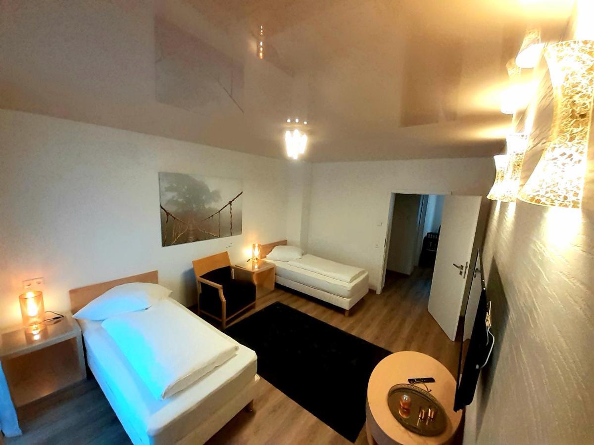 Modernes Apartment Metzingen 2 Ройтлинген Экстерьер фото