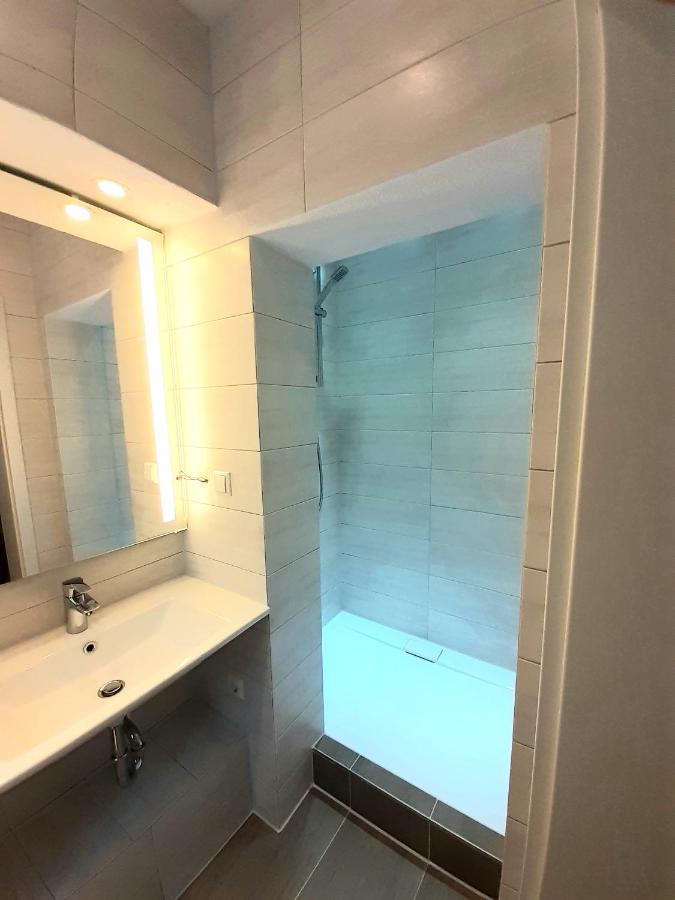 Modernes Apartment Metzingen 2 Ройтлинген Экстерьер фото